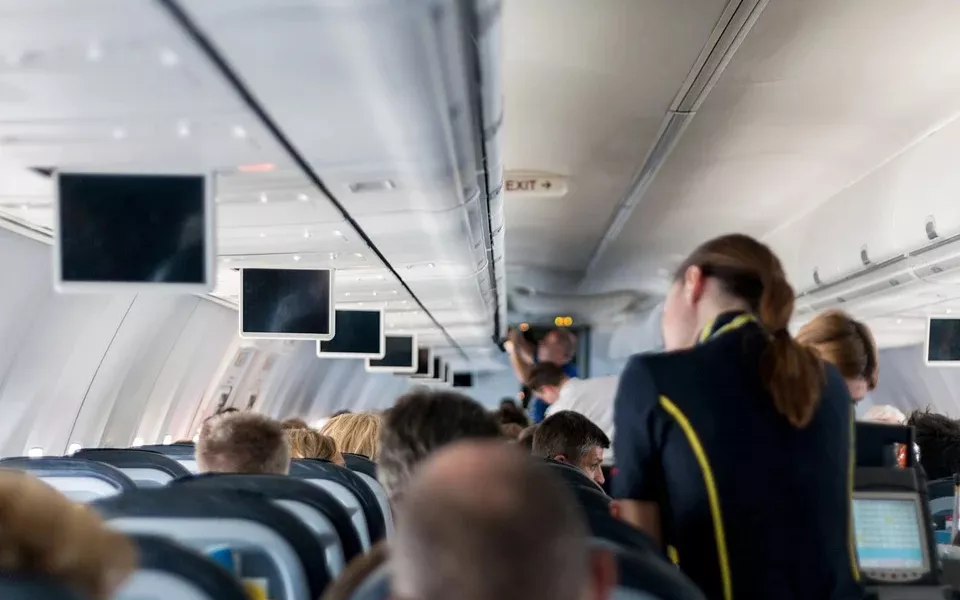 Пьяная пассажирка устроила дебош на борту самолета в Анталью