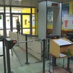 В алтайских школах проверят пропускной режим после ЧП со стрельбой