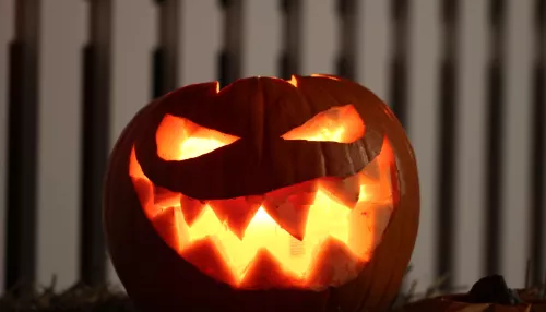 Почему тыква – символ Хэллоуина и как вырезать ее своими руками