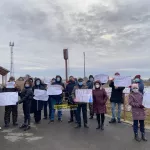 Силовики разогнали пикет жителей Сибирской долины, которые хотят чистой воды