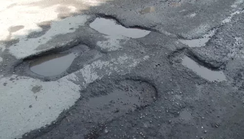 Жители частного сектора Новоалтайска жалуются на убитые дороги