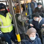 В Барнауле в праздник ловили антимасочников в общественном транспорте