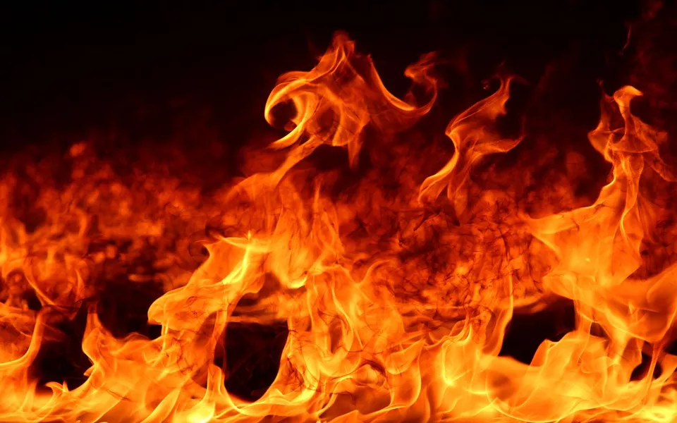 Во вьетнамском караоке-баре заживо сгорели более 30 человек