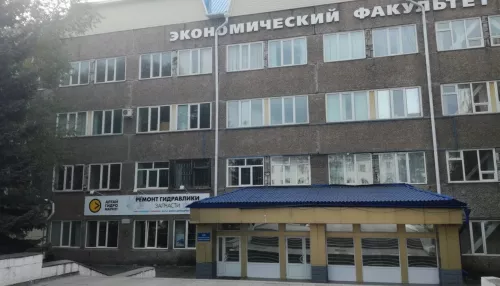 Алтайский госуниверситет выкупил здание обанкротившегося вуза в Барнауле