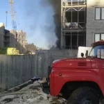 В Барнауле произошел пожар в строящемся доме на Горе