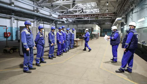 На Алтай-Коксе определили лучших слесарей-ремонтников