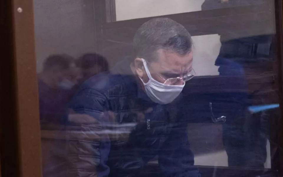 Не понимаю, что происходит: бывший вице-мэр Барнаула не сдержал эмоции в суде