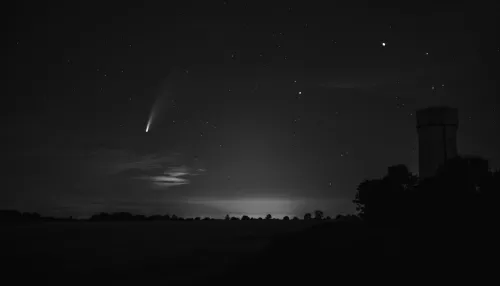 Рождественская комета приближается к Земле впервые за 50 тысяч лет