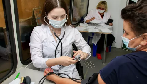В Алтайском крае привились от коронавируса уже более миллиона человек