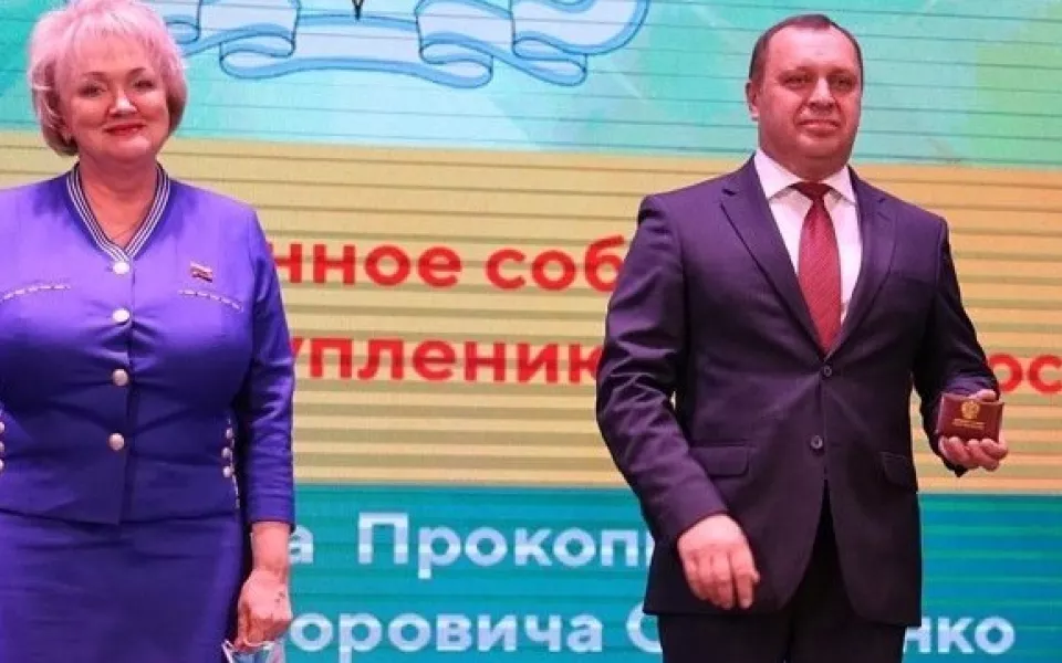 Устроившего банкет экс-мэра Прокопьевска исключили из Единой России