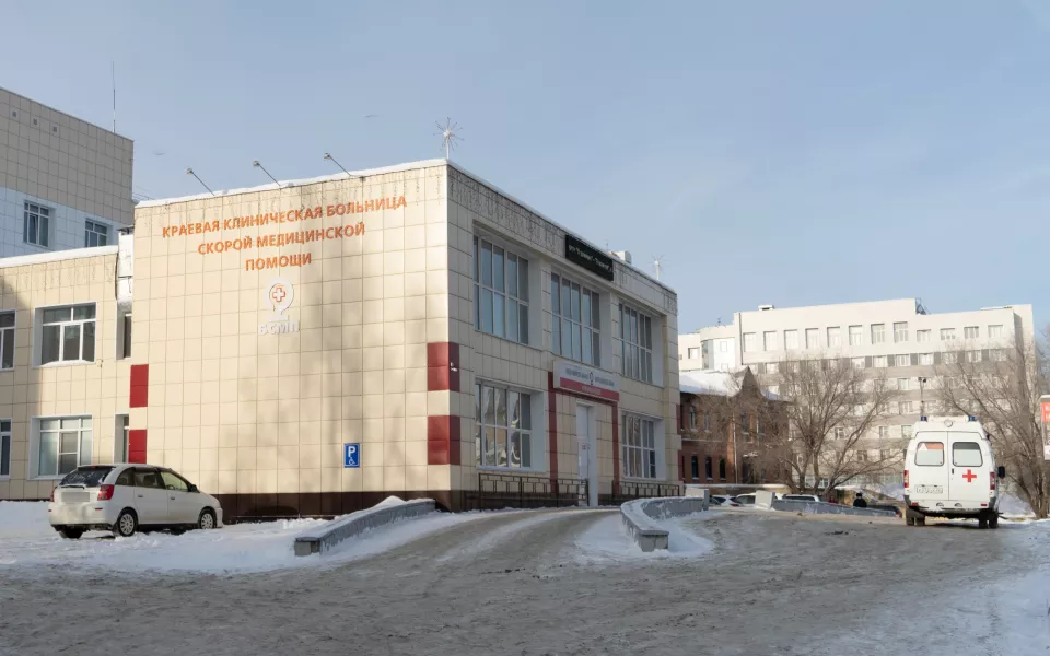 Главврач первой горки рассказал о состоянии пострадавших в ДТП с поездом