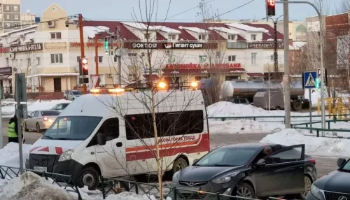 В Барнауле на одном из перекрёстков установили новый светофор