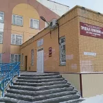 Барнаульцы жалуются на глобальные очереди в детской поликлинике №14