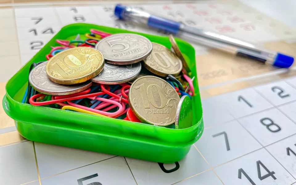 Военные пенсии увеличат в России: что об этом известно