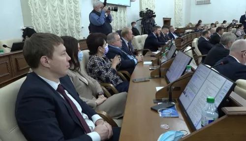 Список должностей для муниципальных служащих Алтайского края стал шире