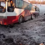 Появились кадры с места столкновения автобуса с поездом на Алтае
