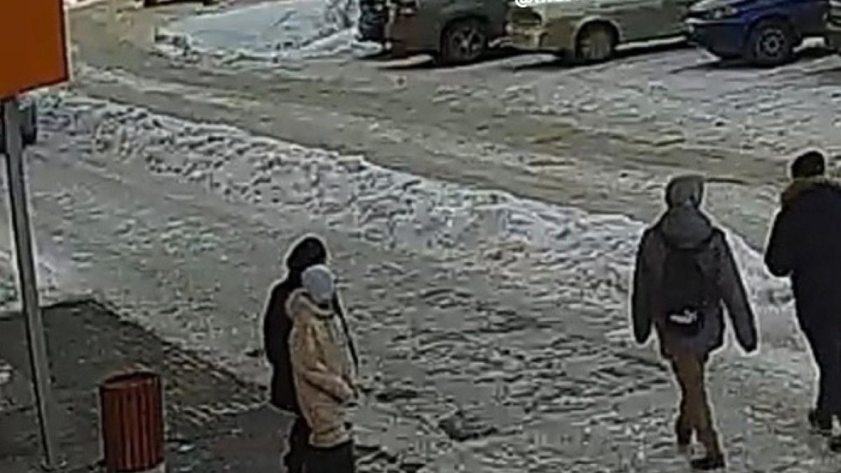 ЖК "Краски". Труп в туалете.