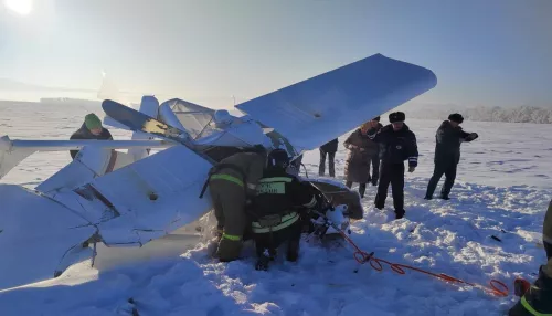 Легкомоторный самолет разбился в Алтайском крае – есть пострадавшие