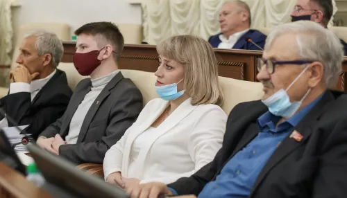 Помощницу депутата АКЗС Клюшниковой могут обвинять в хищении почти 3 млн рублей