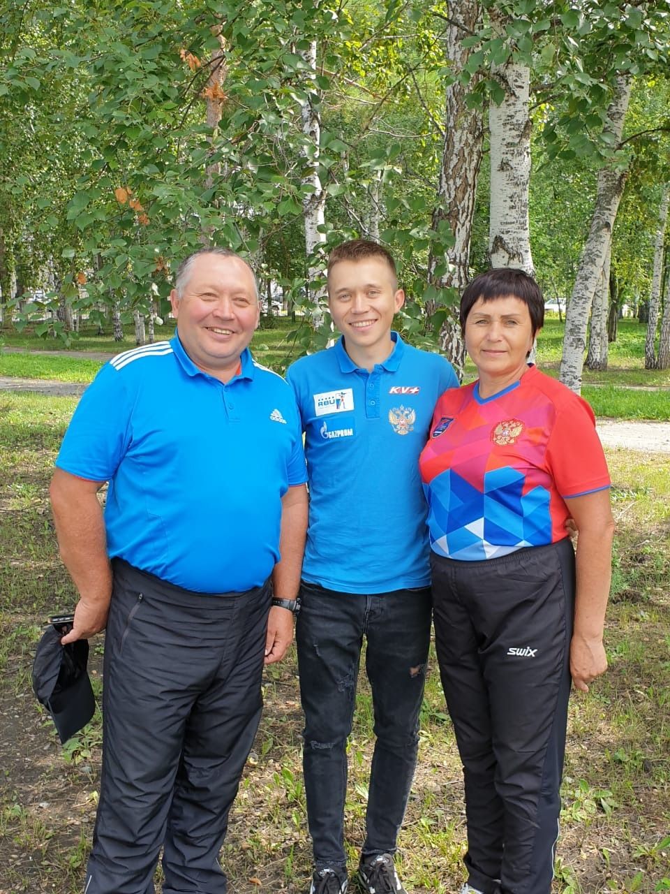 Даниил Серохвостов с родителями