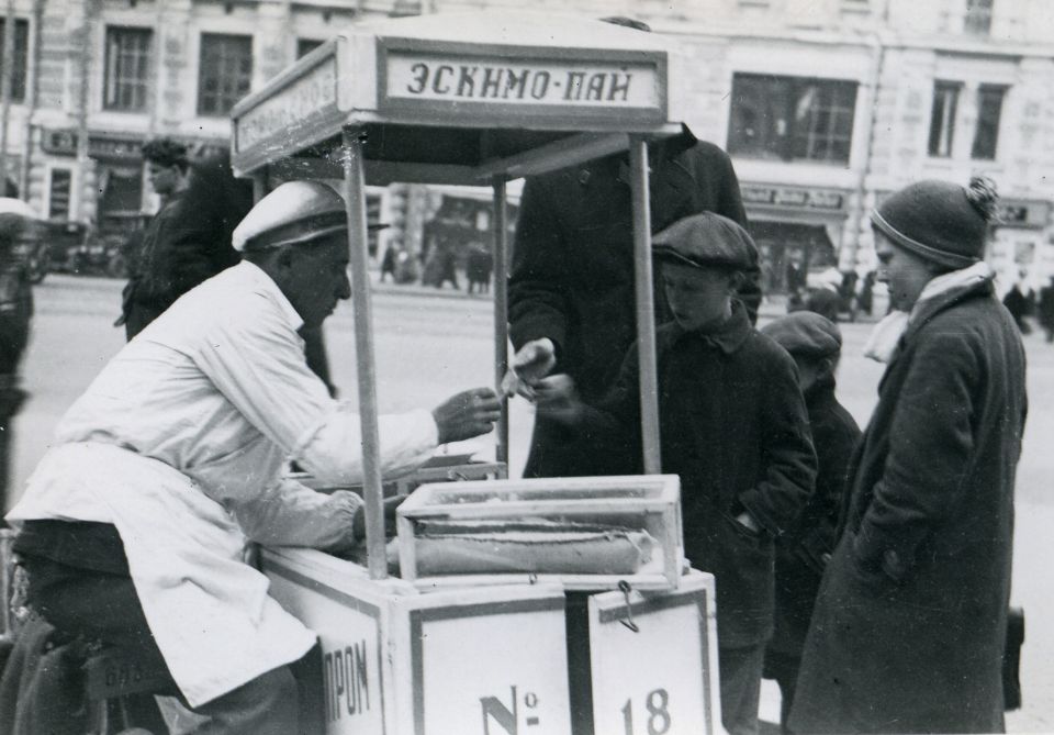 Торговля мороженым, 1935 г.