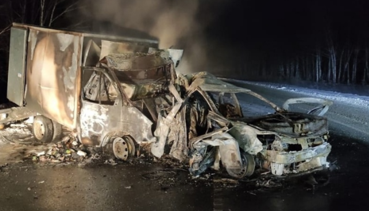 Авария в болотном новосибирской области вчера. Дтп 30 декабря трасса новосибирск краснозерский район. Малая авария маршрутки хендай. Машина в кювете. Дтп в болотнинском районе.