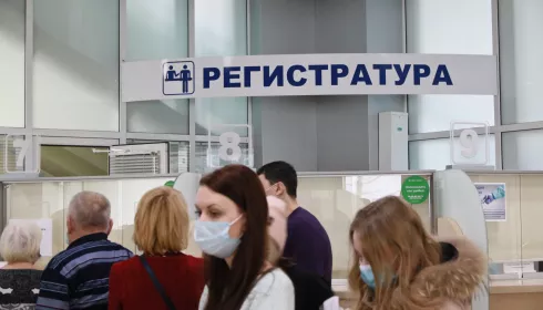 Как работают больницы и поликлиники на новогодние праздники в Алтайском крае
