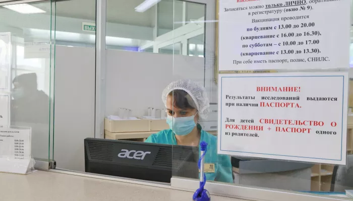 Выходных мало. Как будут работать поликлиники на Алтае на новогодних праздниках