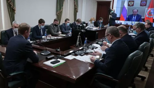 Томенко представил нового алтайского министра транспорта правительству края