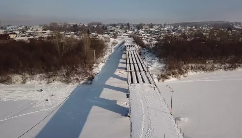 Впервые реконструкция моста через реку Чумыш в Заринске идет по графику