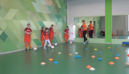 В Барнауле проходят футбольные тренировки для детей с синдромом Дауна