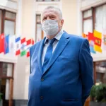 В ЛДПР рассказали, что больной ковидом Жириновский идет на поправку