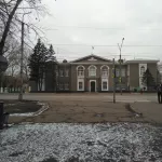 Алтайских чиновников через суд заставили оформить бесхозную дорогу