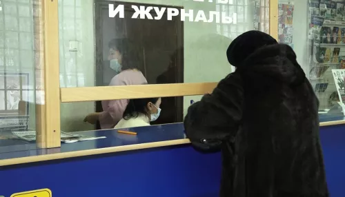 Жители Бурлы жалуются на очереди на почте, которая работает три дня в неделю