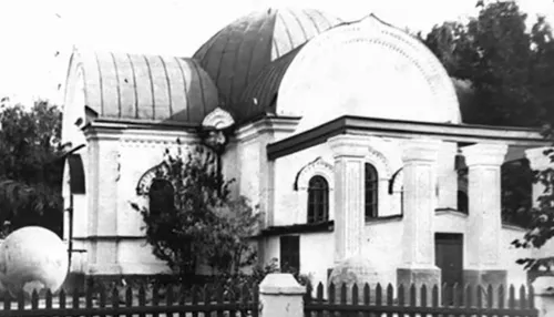 В парке Изумрудный приступили к восстановлению храма