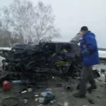 На трассе Новосибирск – Барнаул две легковушки столкнулись в жестком ДТП