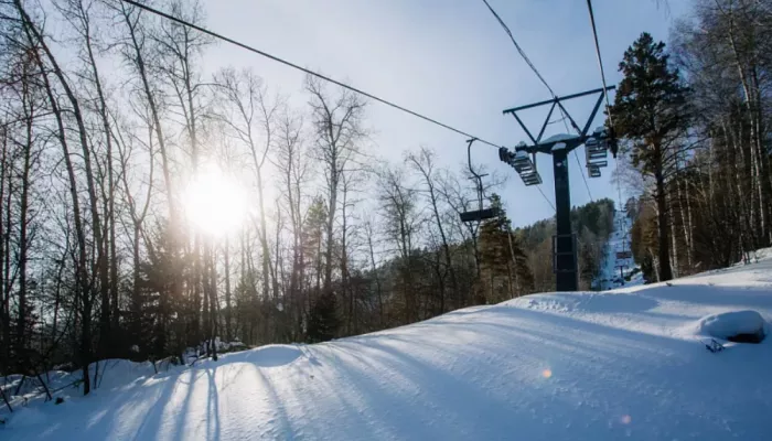 В Алтайском крае закрыли опасную канатную дорогу после травмирования ребенка