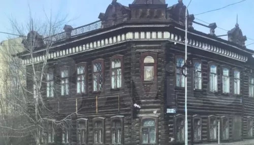 В Бийске вновь пытаются продать историческое здание с ритуальными услугами