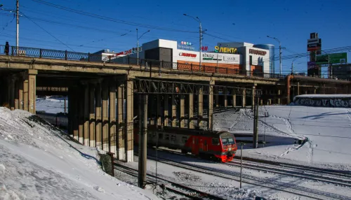 Власти Барнаула назвали дату, когда ограничат движение по мосту на Новом рынке
