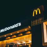 Бешбармак и точка: в Казахстане снимают вывески McDonalds