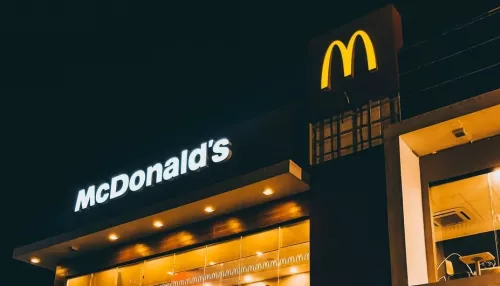 Бешбармак и точка: в Казахстане снимают вывески McDonalds