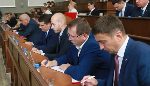 Барнаульский Forbes. Сколько заработали депутаты БГД в пандемийный 2020 год