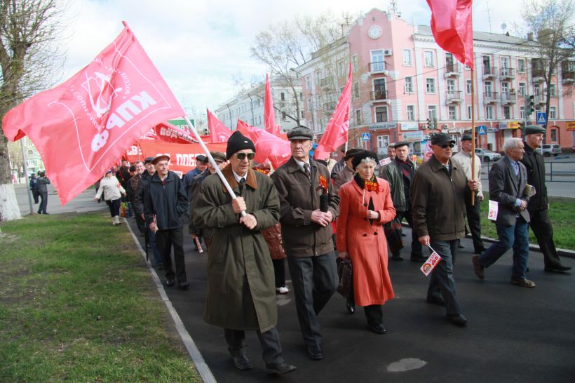 Первомайское шествие  Фото:"Толк"