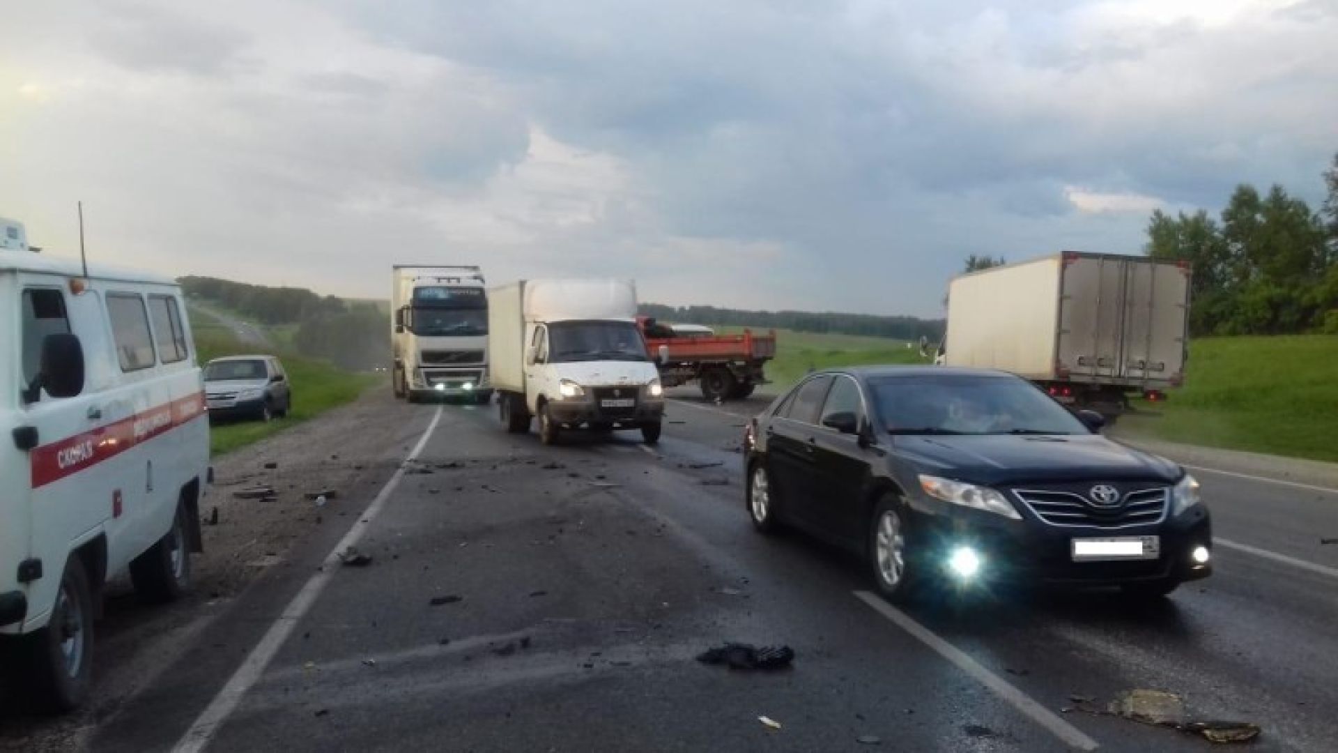 Трасса барнаул новосибирск сегодня. ДТП трасса Барнаул Новосибирск. Авария Новосибирск Барнаул. ДТП трасса Новосибирск 23.07.2019. Авария на трассе Барнаул Новосибирск.