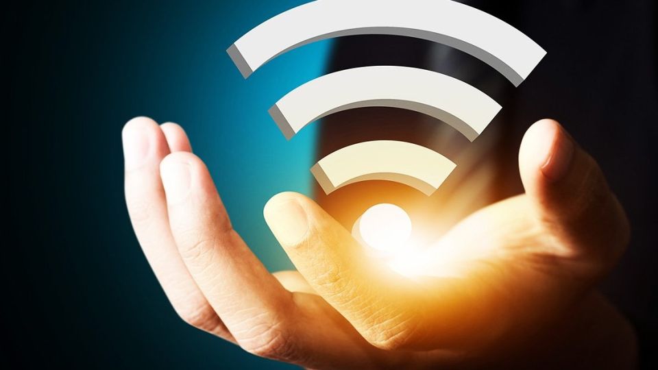 Более тысячи точек доступа Wi-Fi в общественных местах проверил Роскомнадзор