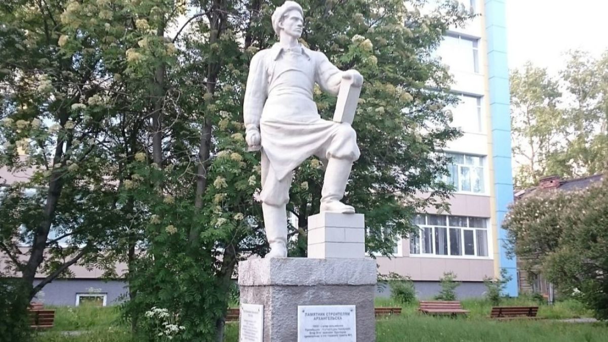 Памятник строителям может появиться в Барнауле