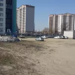 Жильцы небоскребов в Барнауле отбиваются от строительства высотки по соседству