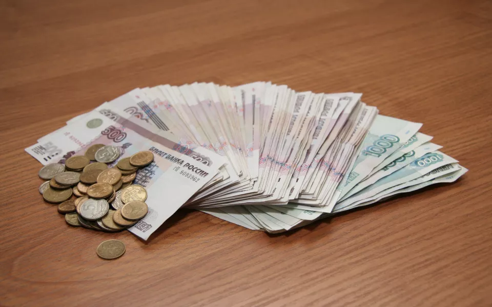 Аналитики выяснили, кому в Алтайском крае стали предлагать высокие зарплаты