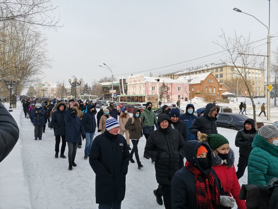 Новости 23 ютуб. Митинги в Барнауле 2022. Митинг в Барнауле. Митинг Навального в Барнауле. Митинг 23 января 2021.