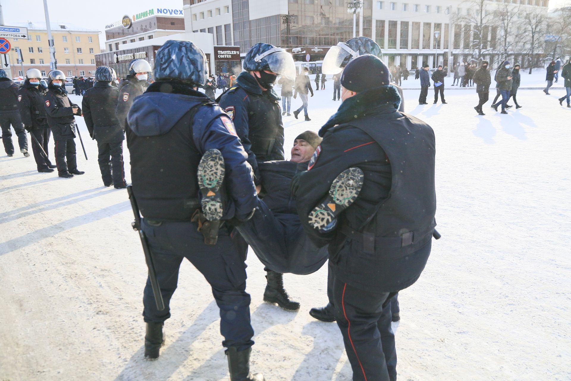 Митинг навального 2019. СОБР на митинге. Митинг Навального.